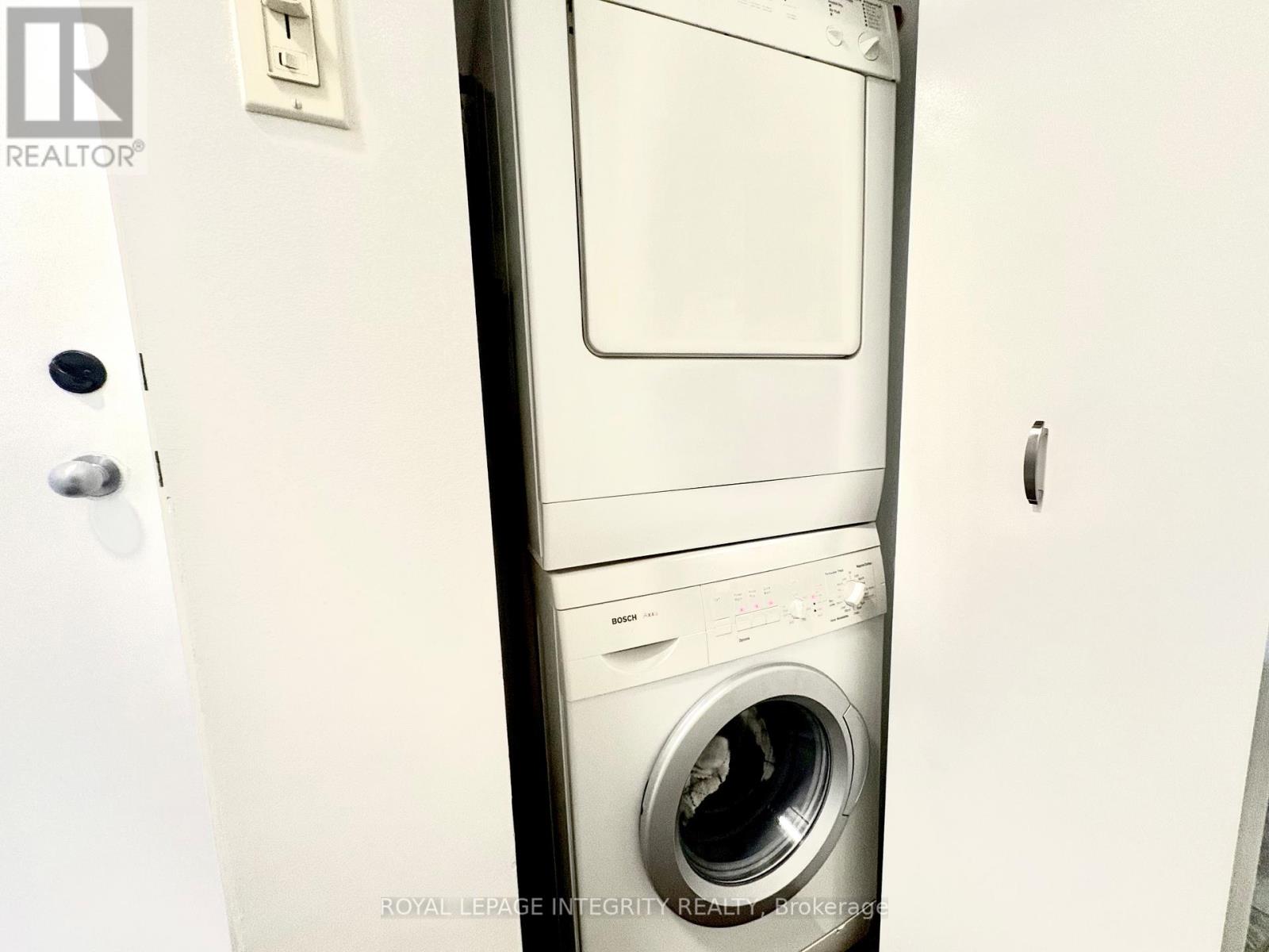 928 - 1025 Grenon Avenue