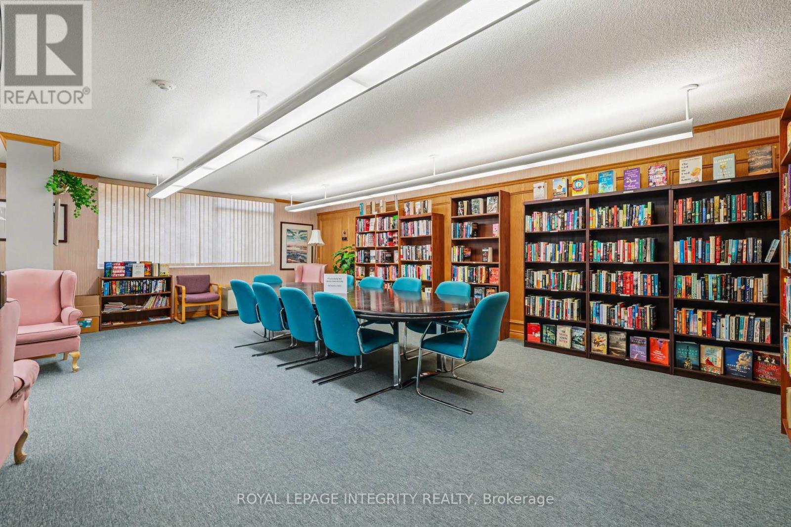 928 - 1025 Grenon Avenue