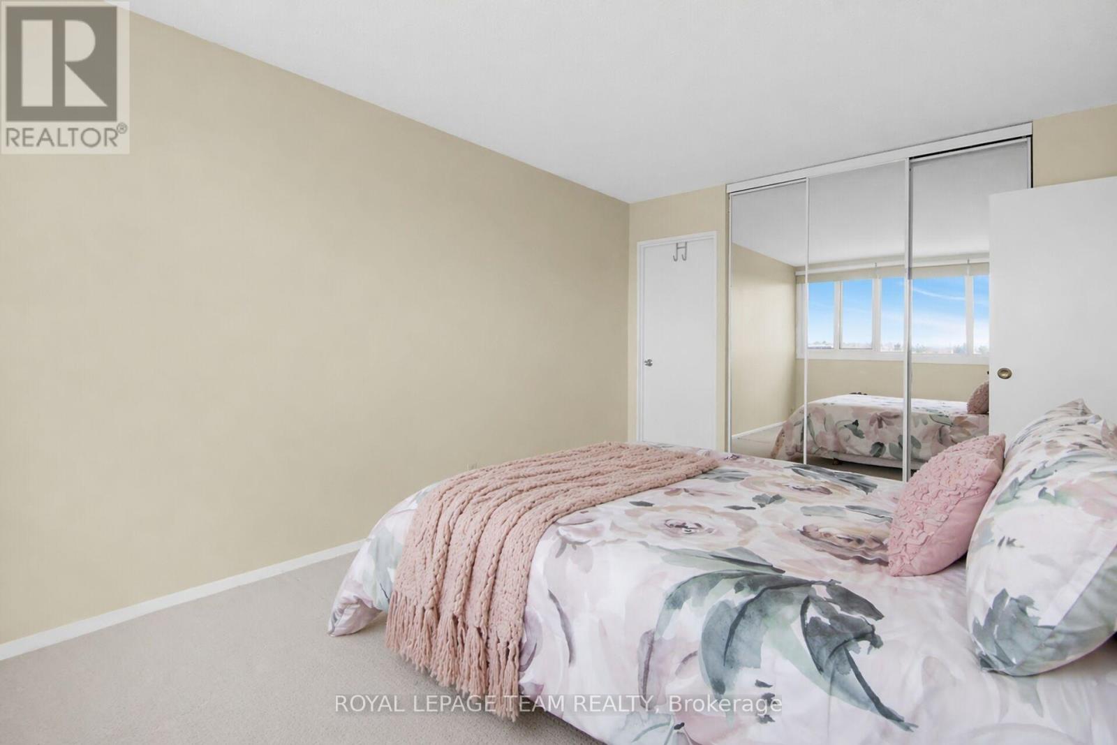 408 - 3360 Southgate Road