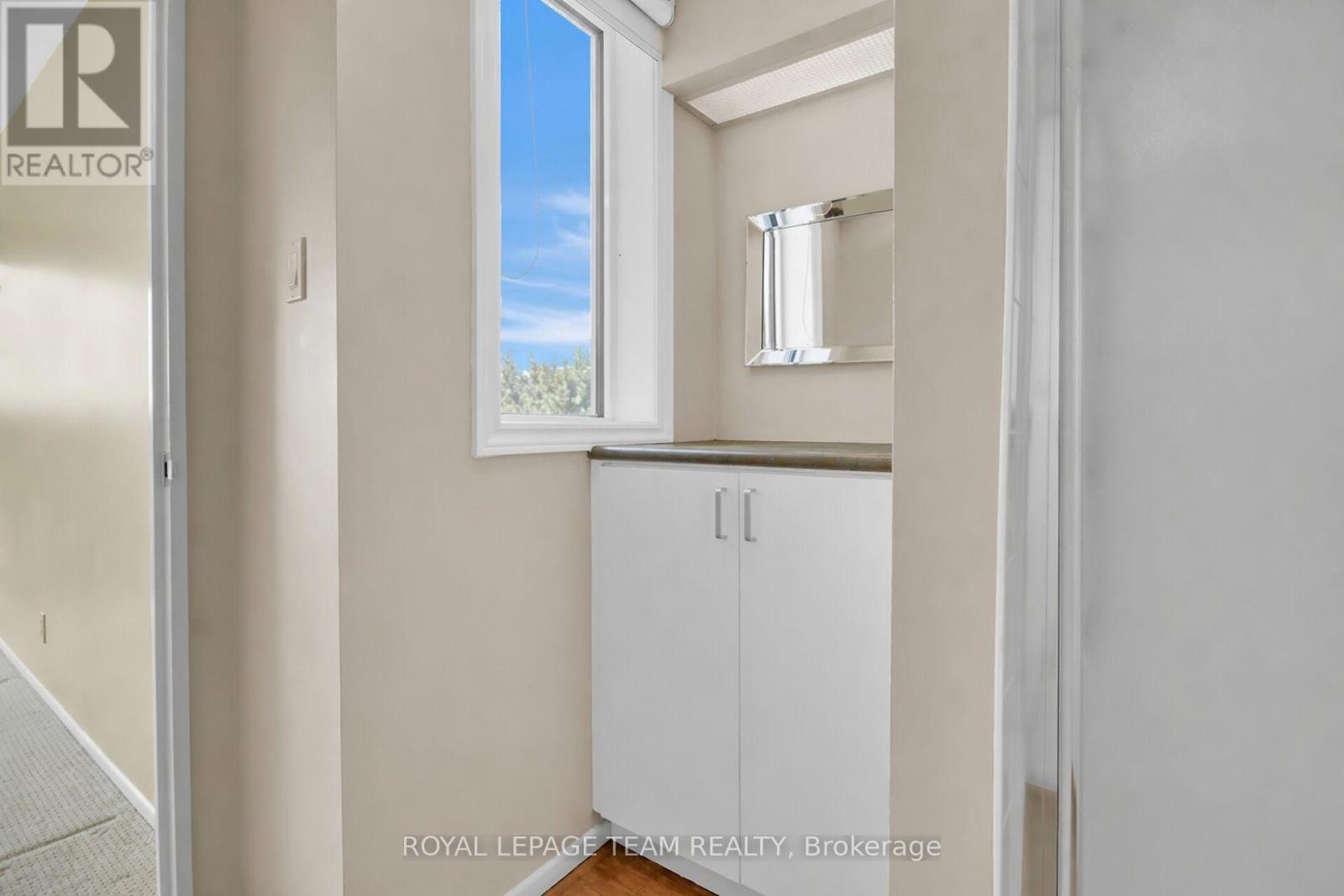 408 - 3360 Southgate Road