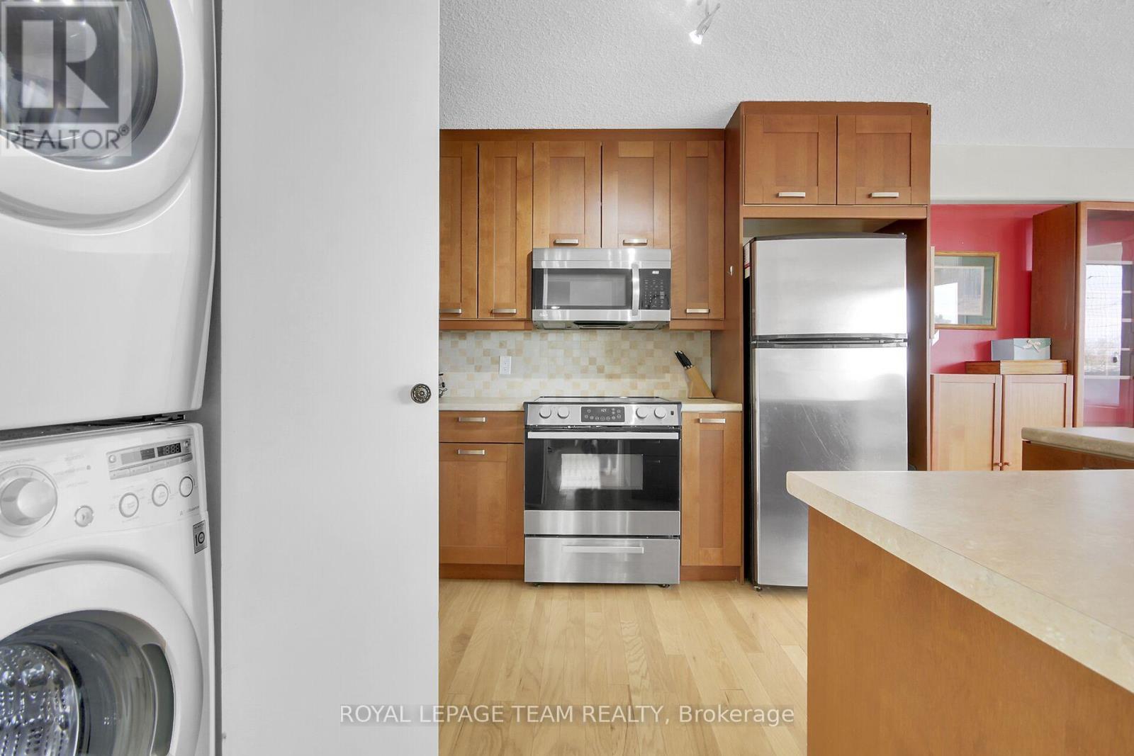 408 - 3360 Southgate Road