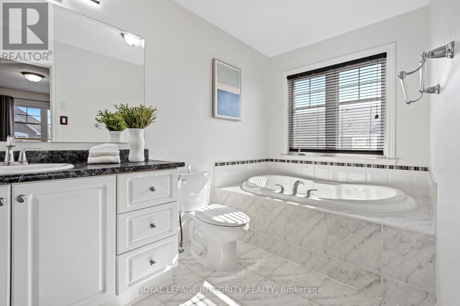 179 Flat Sedge Crescent