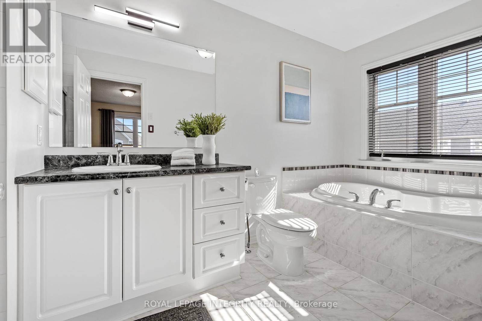 179 Flat Sedge Crescent