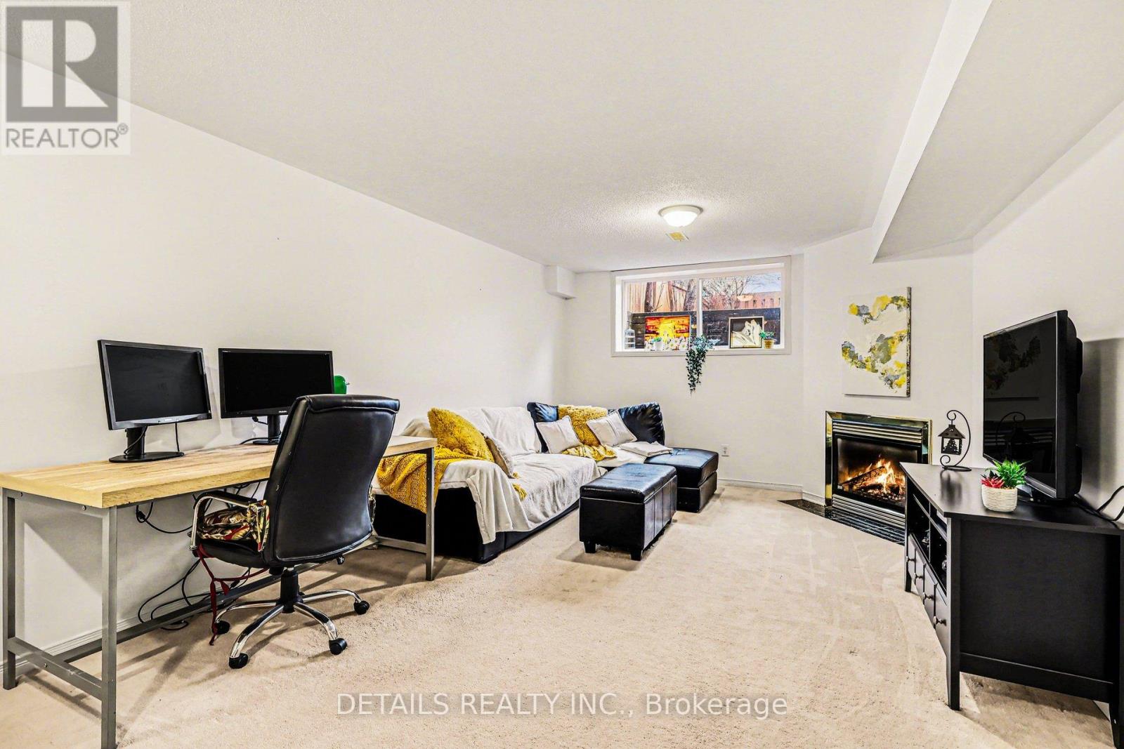 1109 Brasseur Crescent