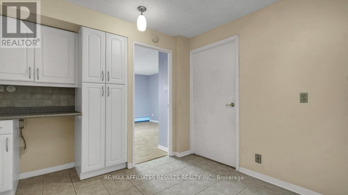 2110 - 415 Greenview Avenue