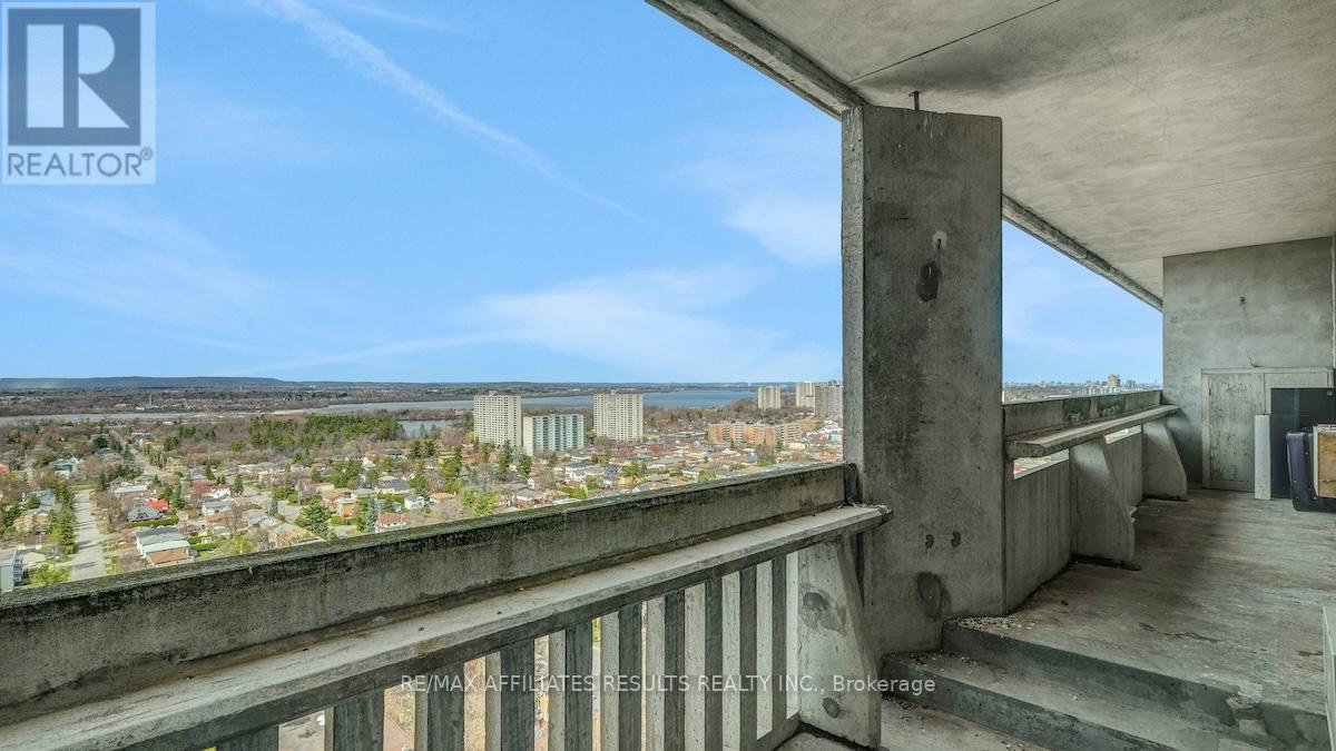 2110 - 415 Greenview Avenue