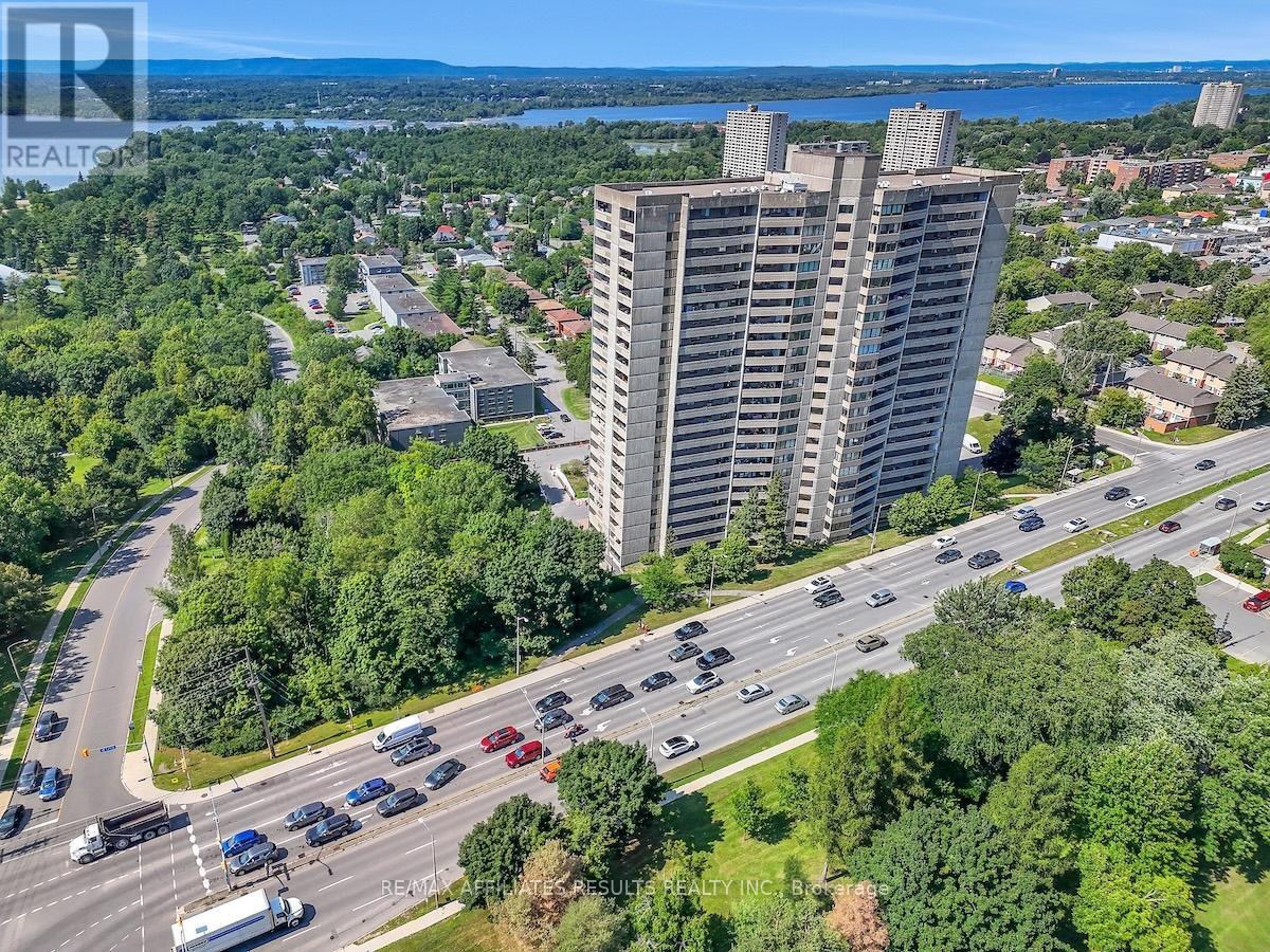 2110 - 415 Greenview Avenue