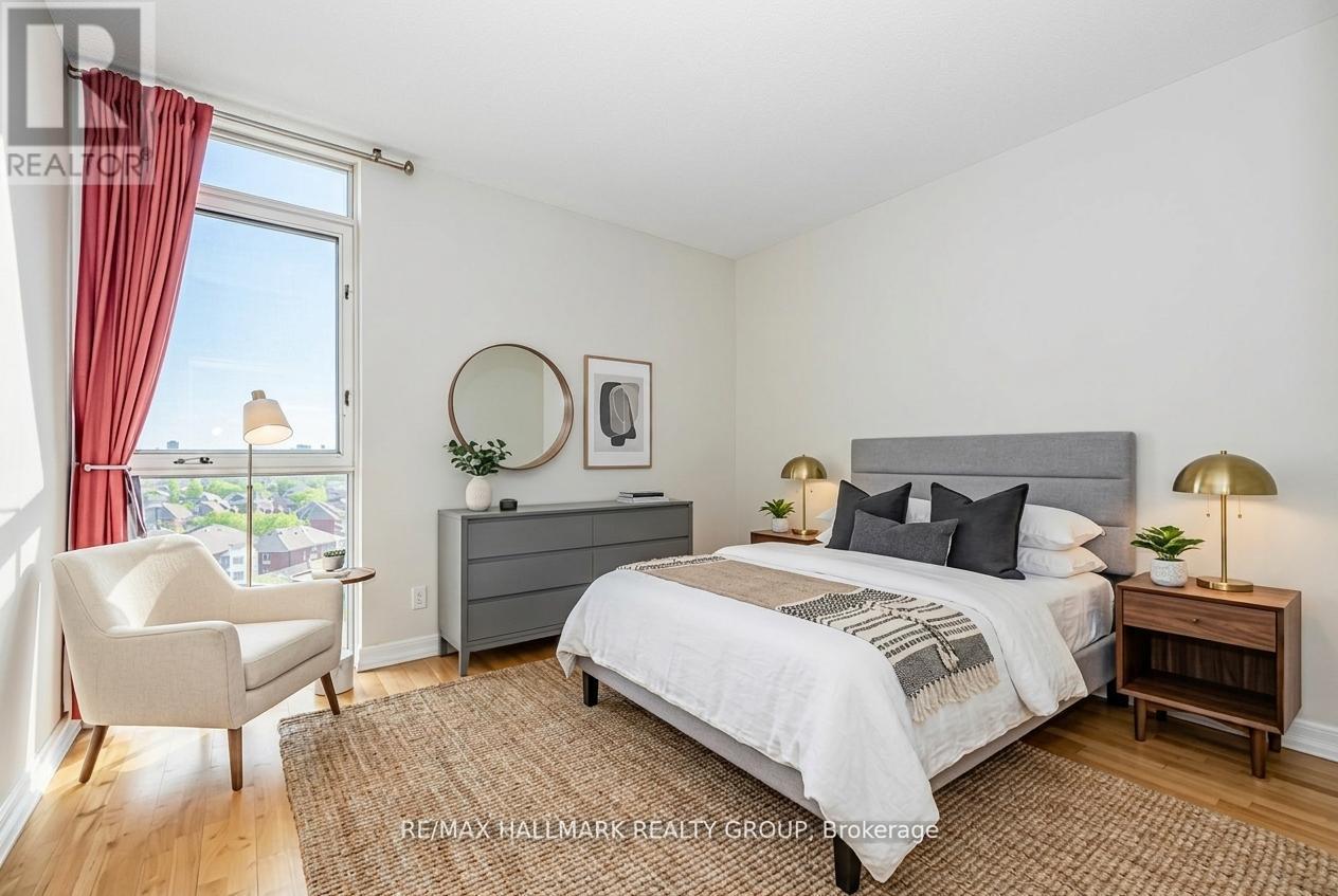 702 - 1227 Wellington Street W