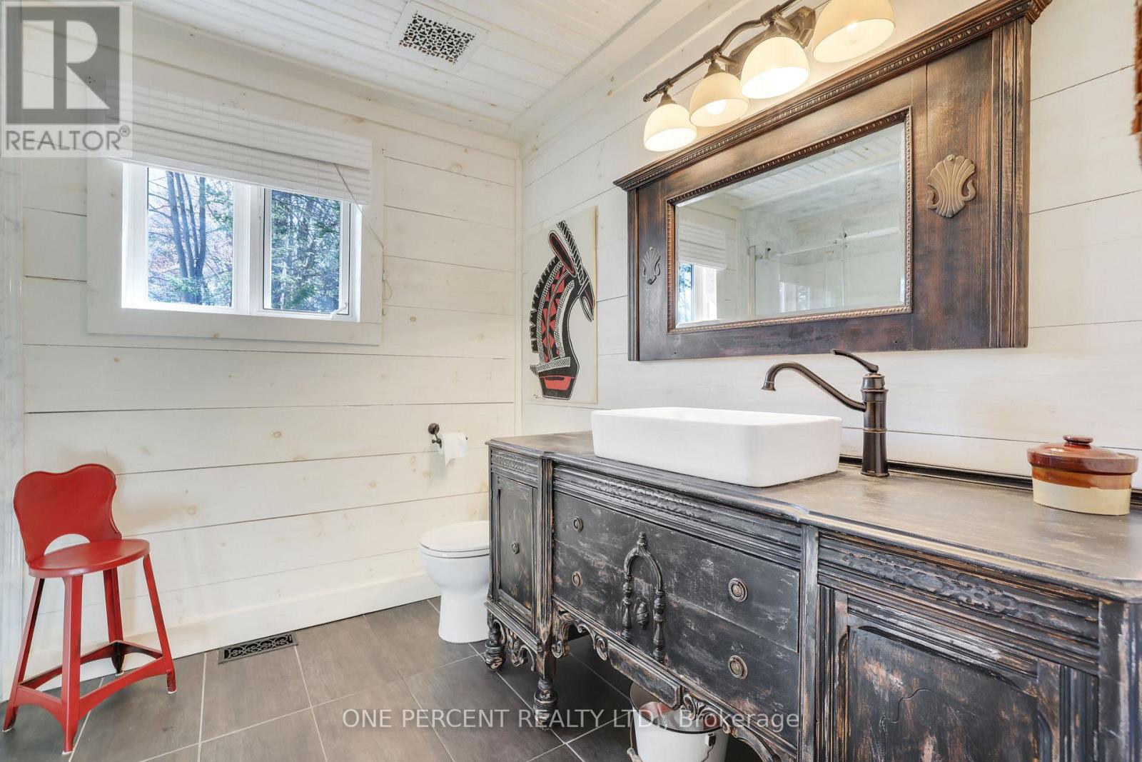 1267 Randboro Crescent