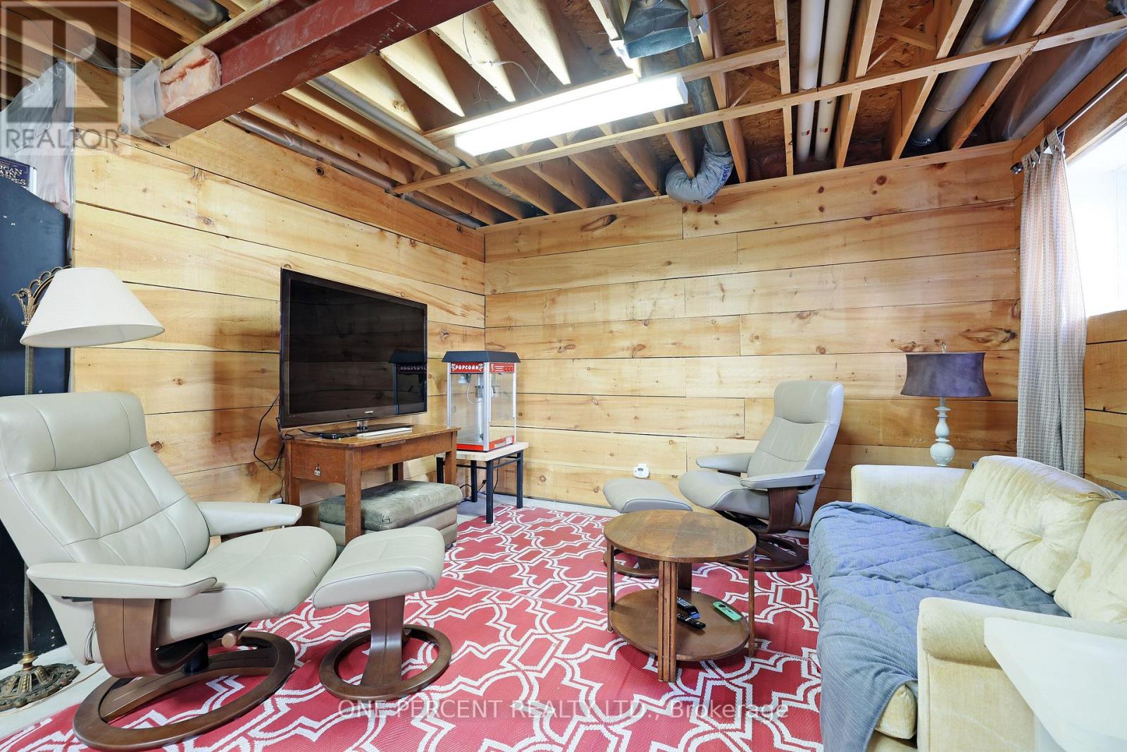 1267 Randboro Crescent