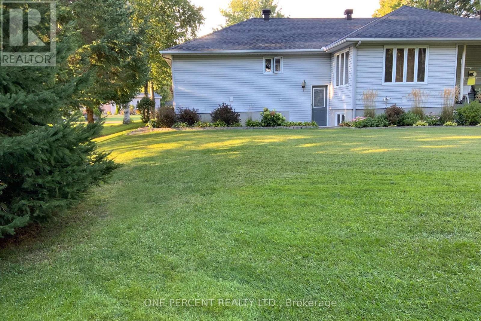 1267 Randboro Crescent