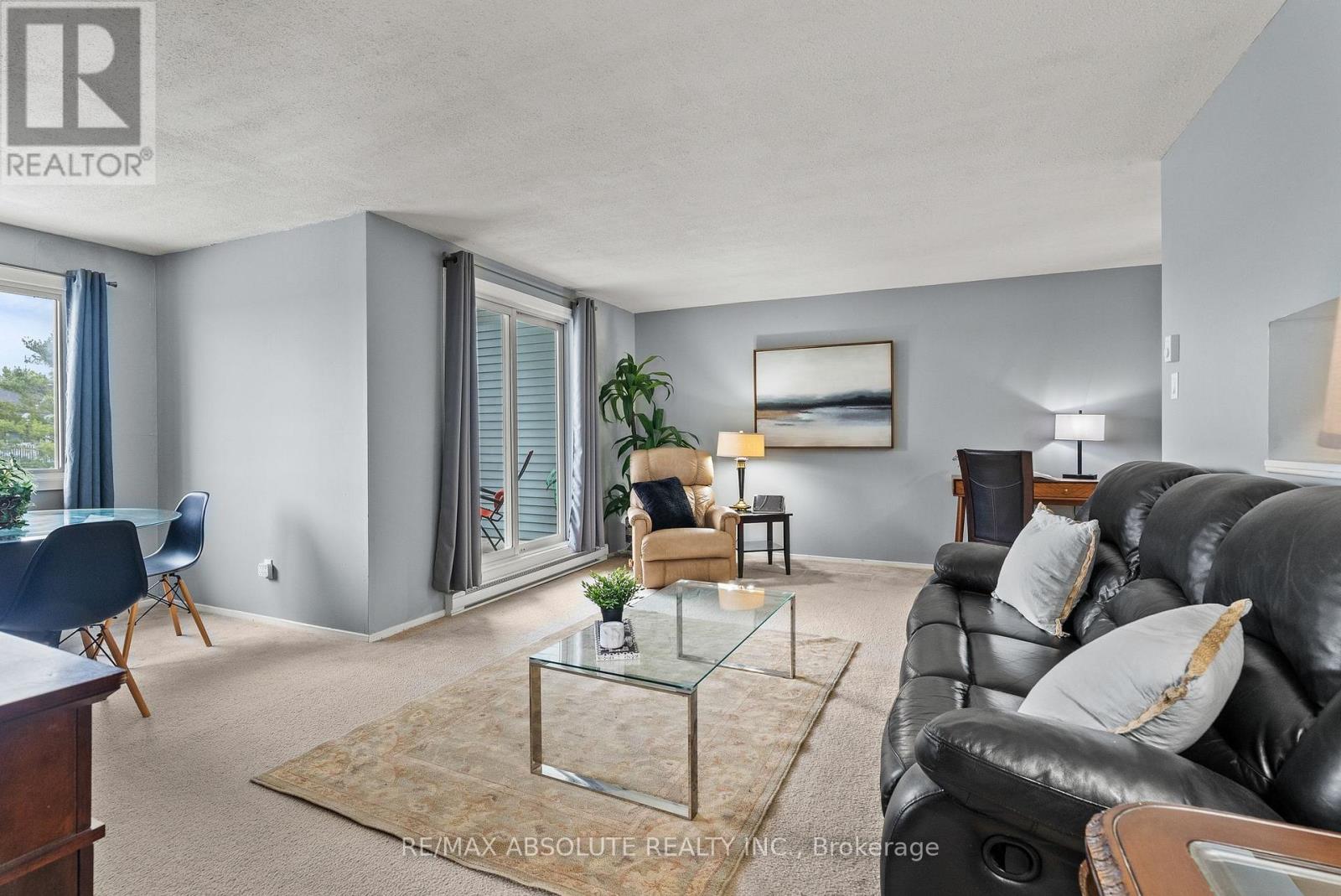 415 - 216 Viewmount Drive