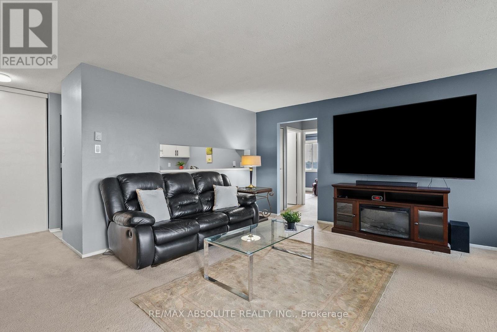 415 - 216 Viewmount Drive