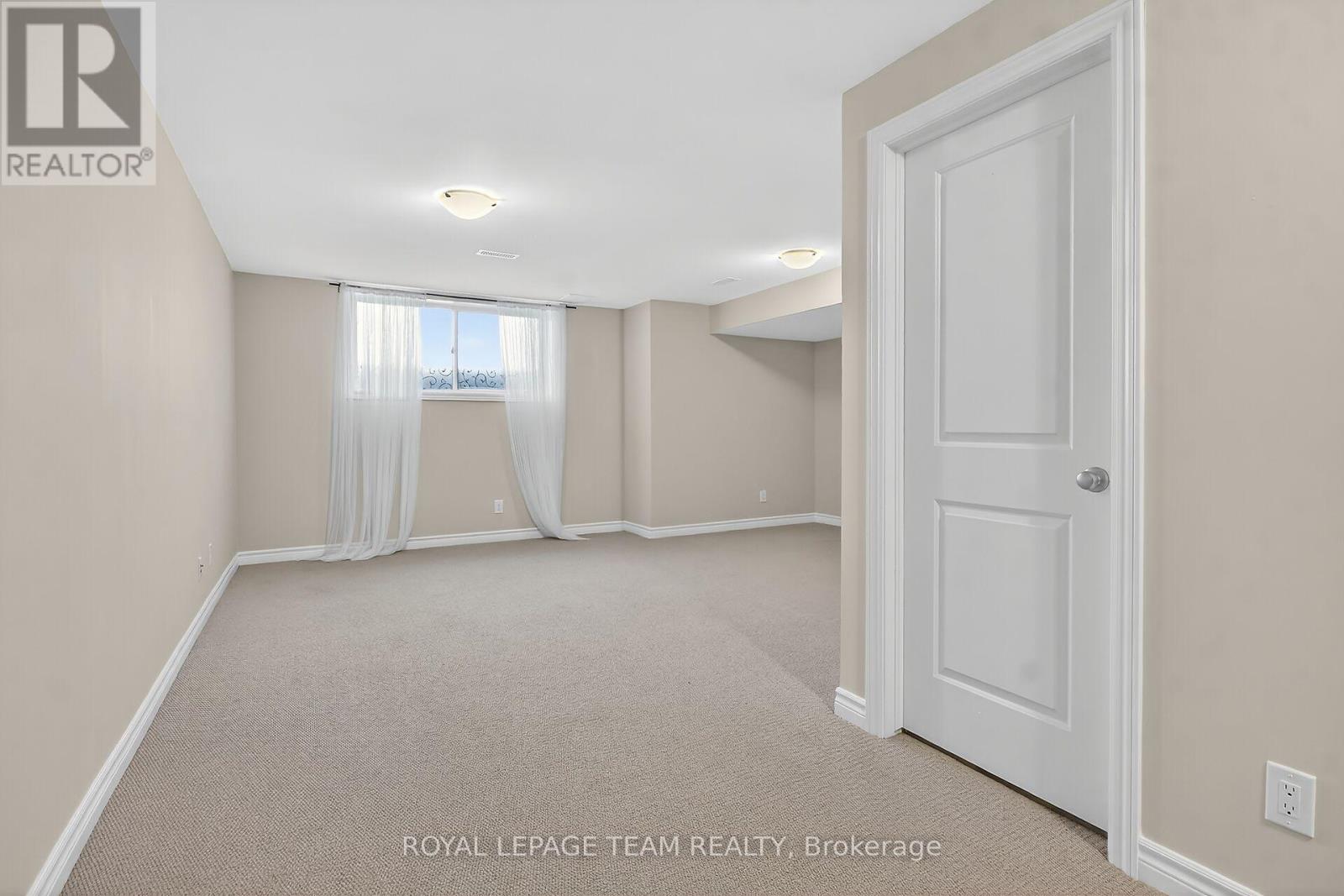 765 Dearborn Private