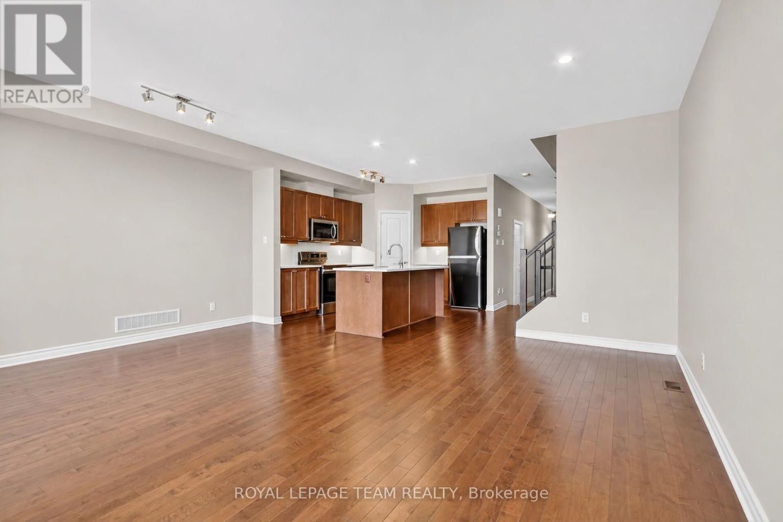 765 Dearborn Private