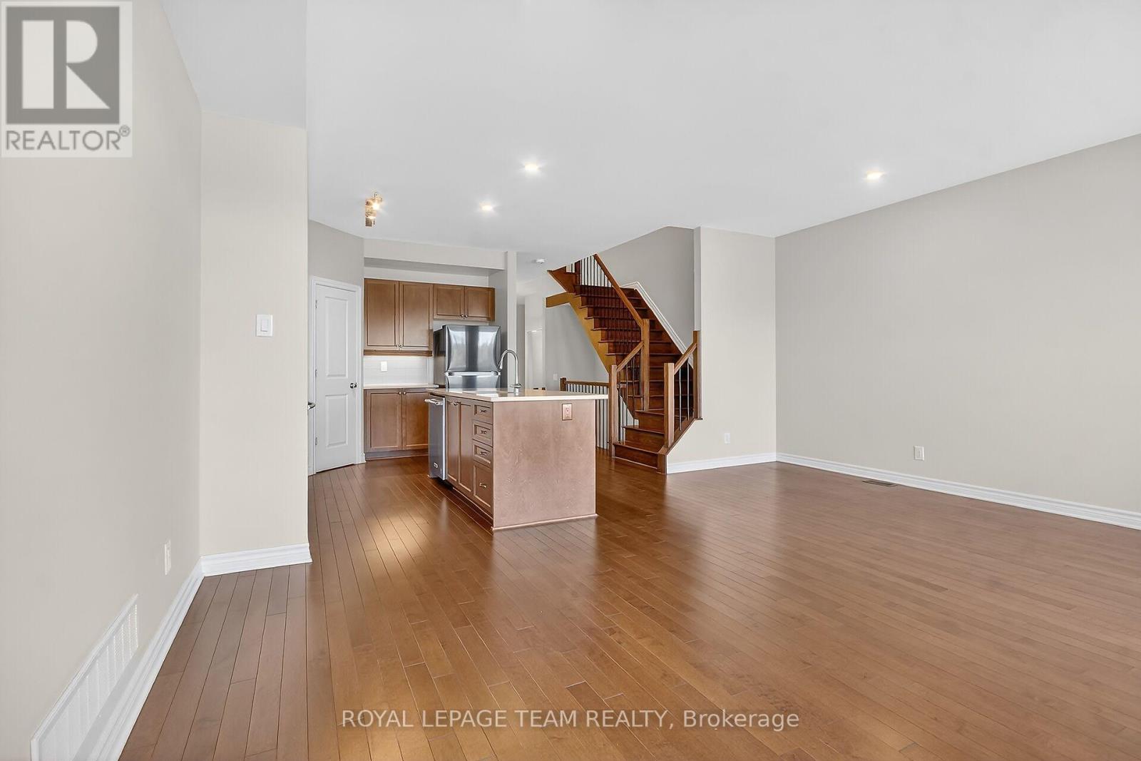 765 Dearborn Private