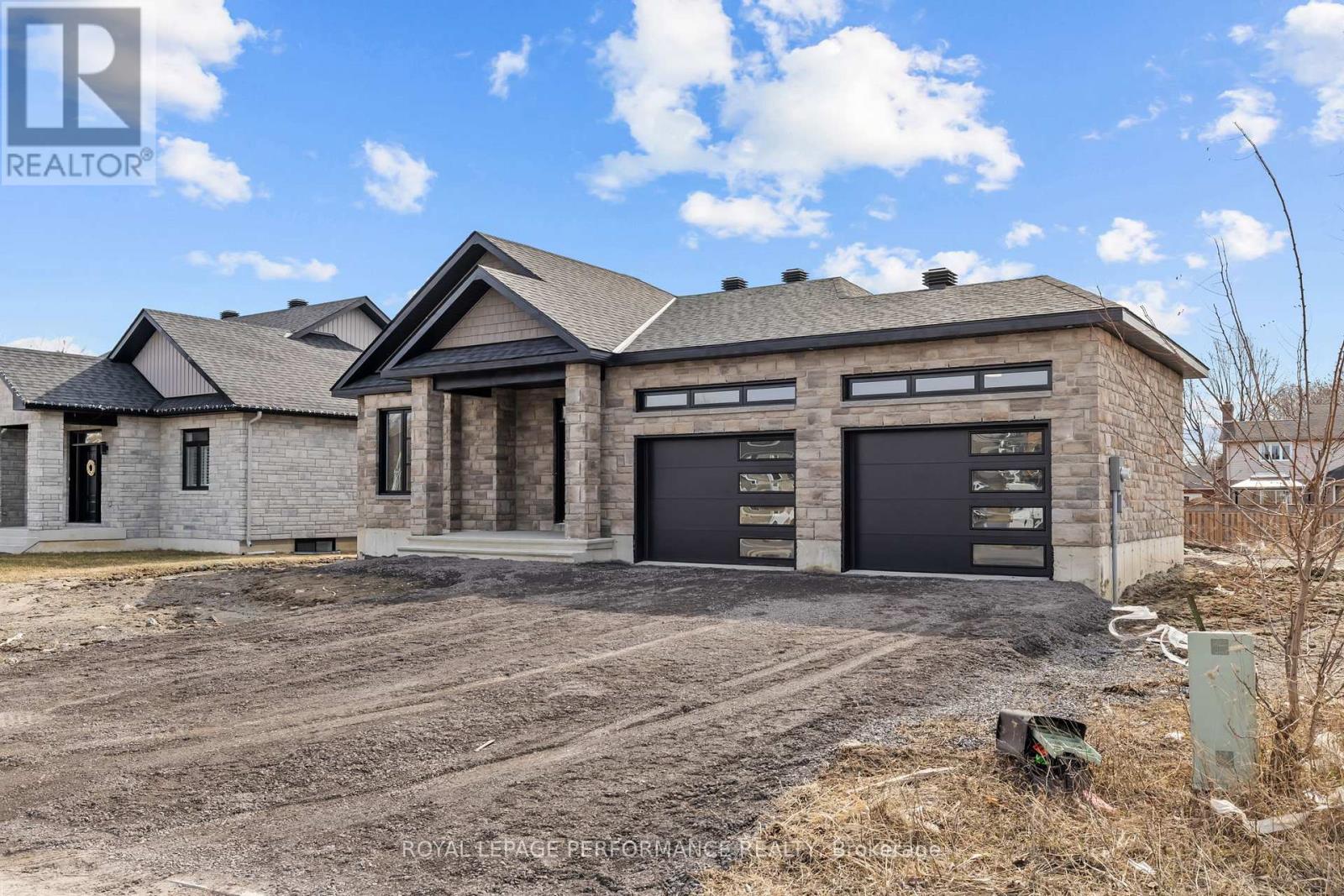 86 Mille Roches Road