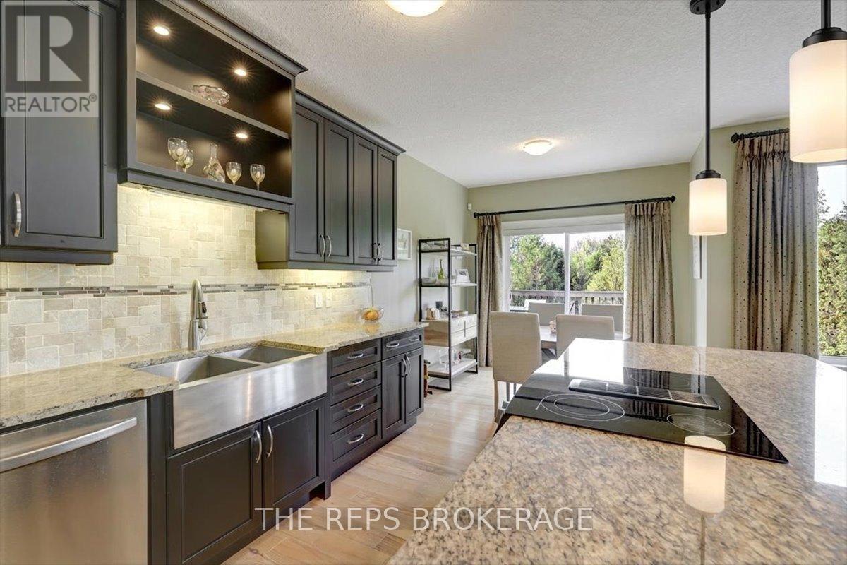 206 Country Lane Drive Se