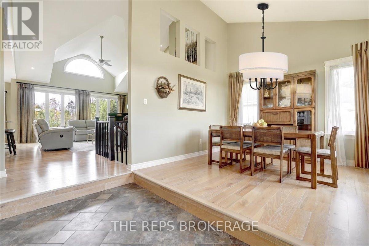 206 Country Lane Drive Se