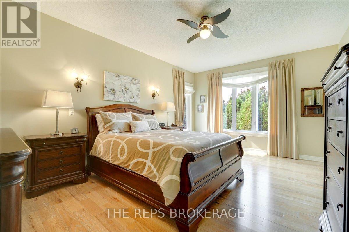 206 Country Lane Drive Se