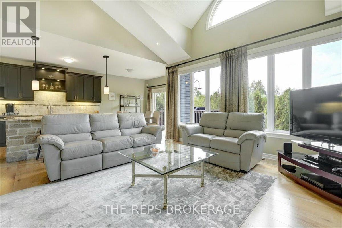 206 Country Lane Drive Se