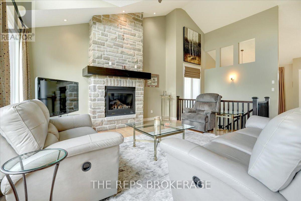 206 Country Lane Drive Se