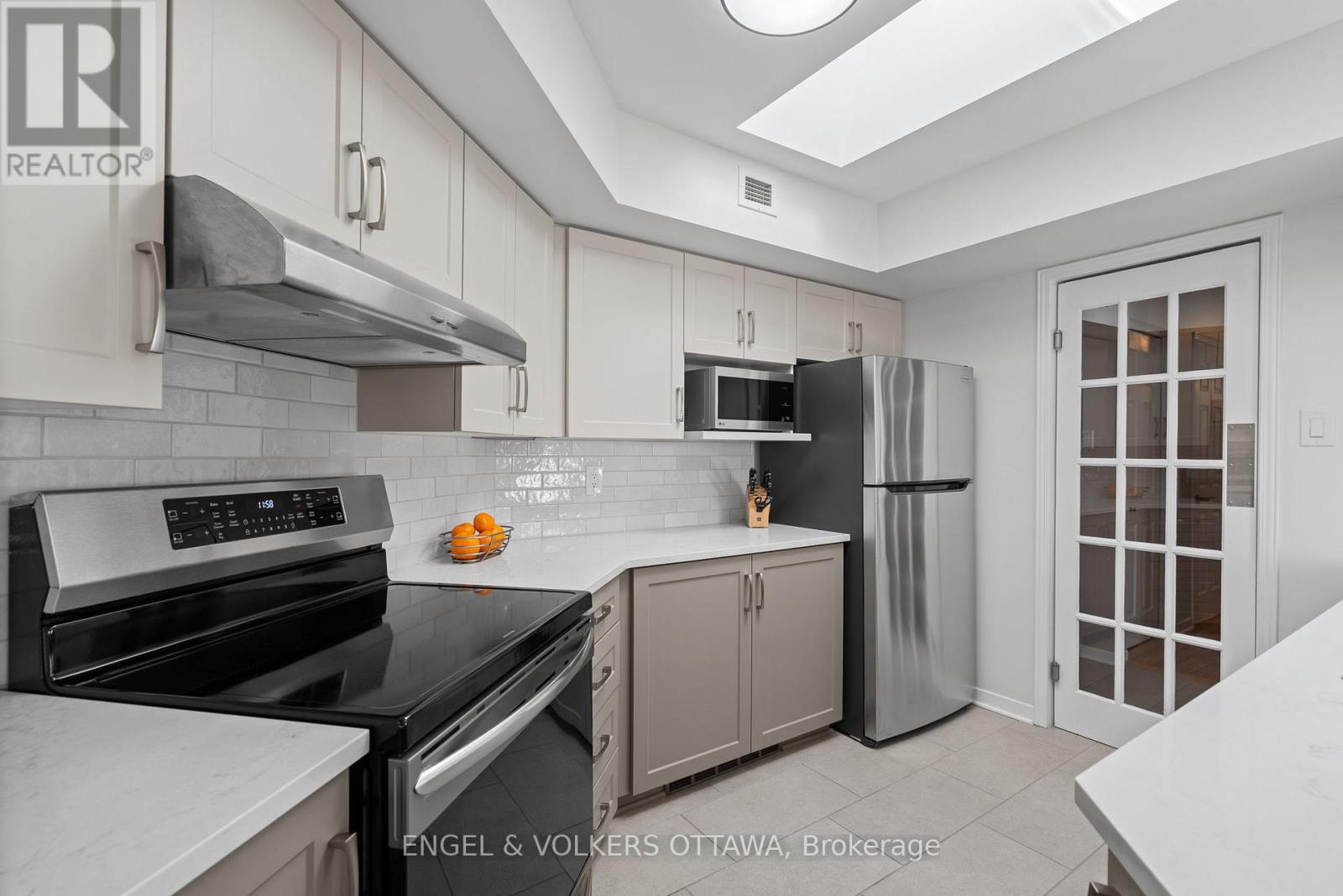 403 - 1 Columbus Avenue