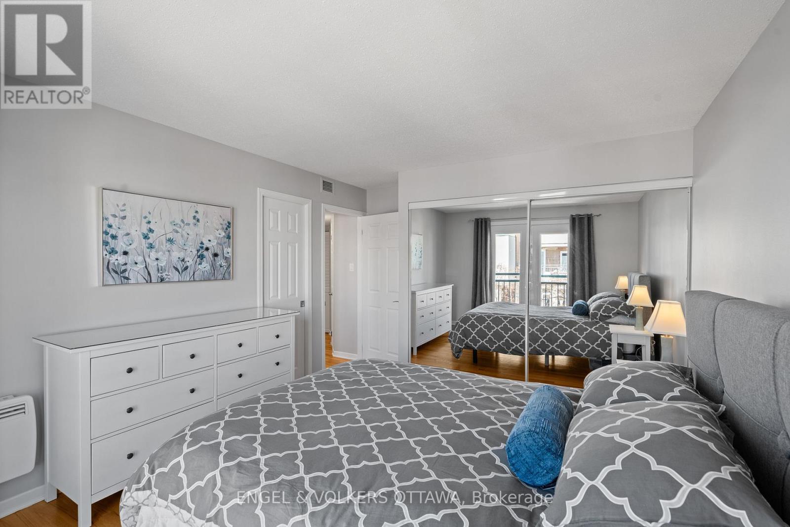 403 - 1 Columbus Avenue