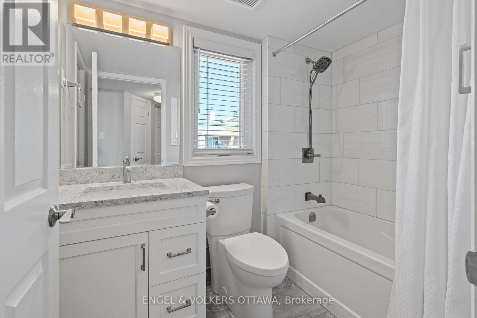 403 - 1 Columbus Avenue