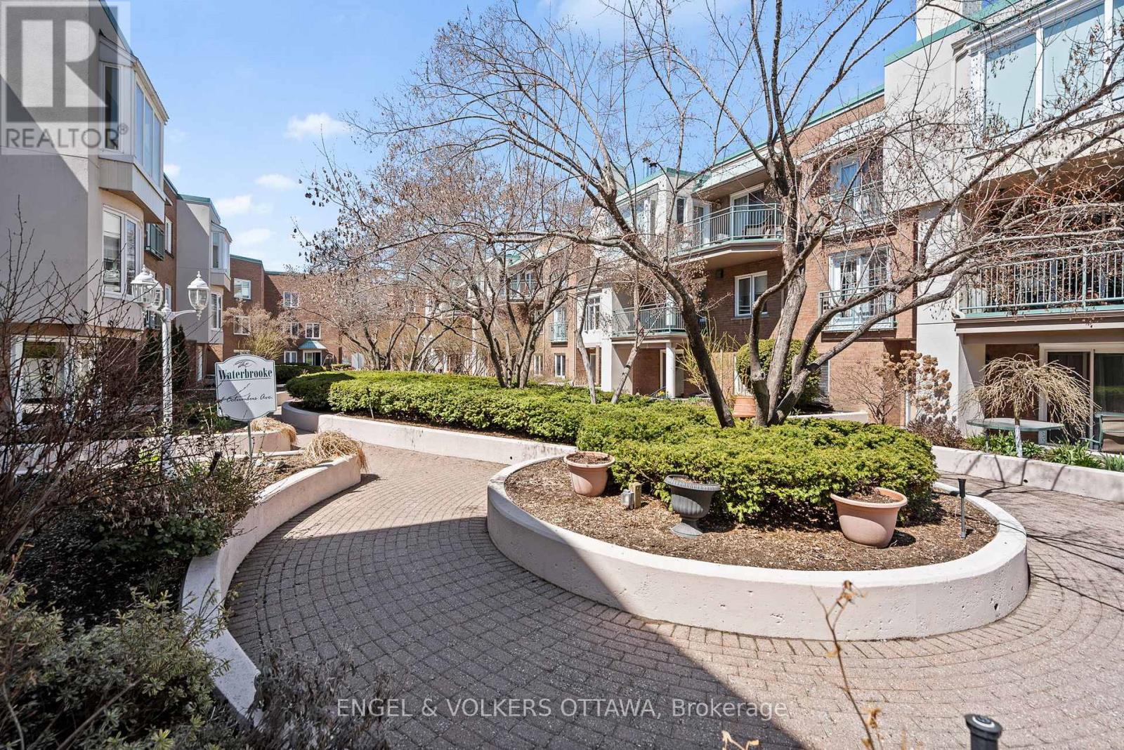 403 - 1 Columbus Avenue