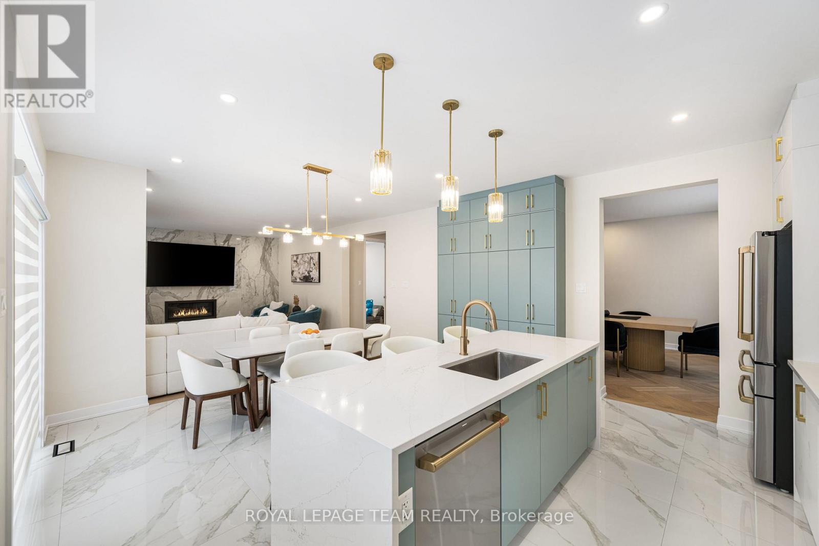 649 Bridgeport Avenue