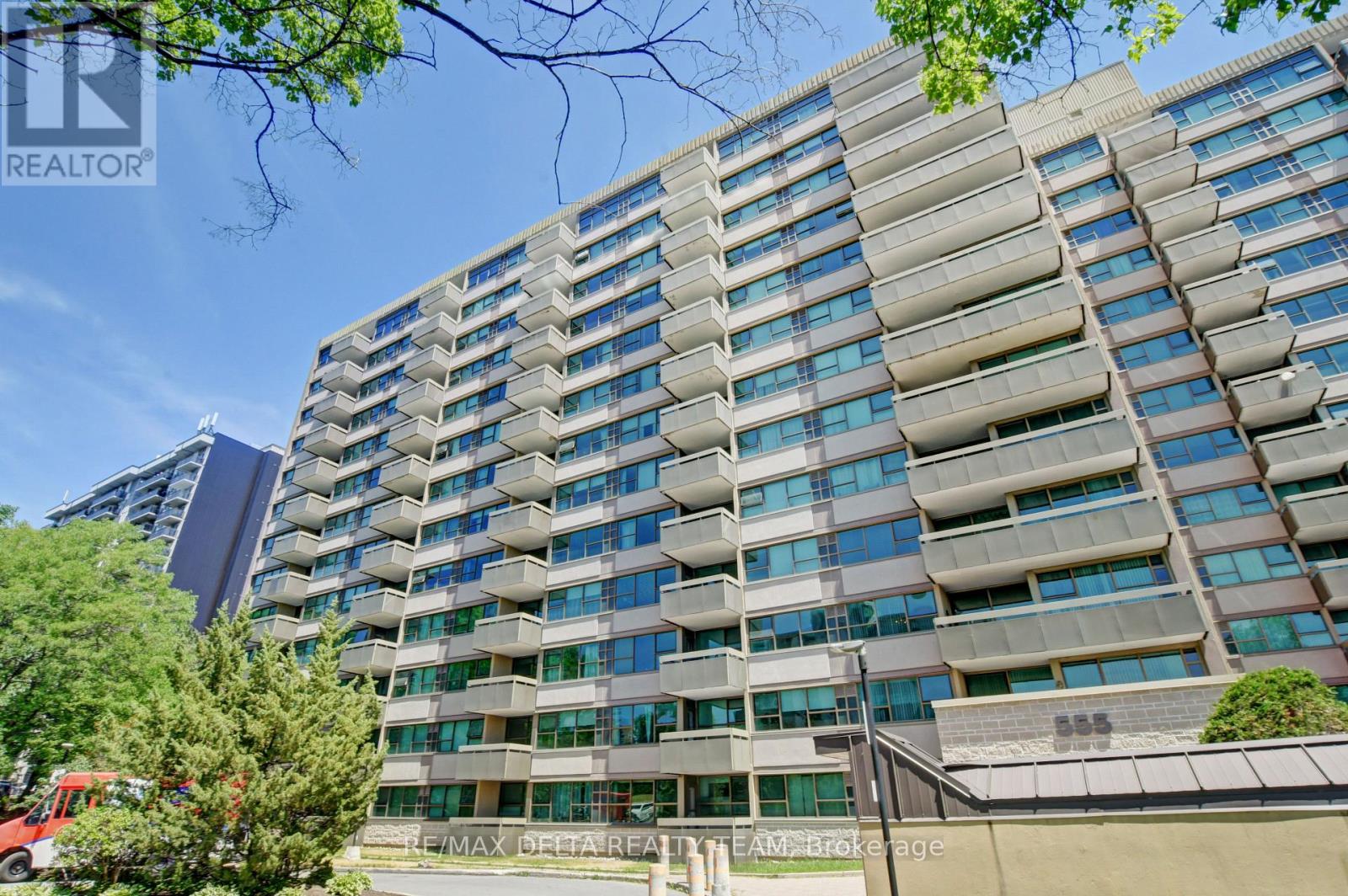 1001 - 555 Brittany Drive