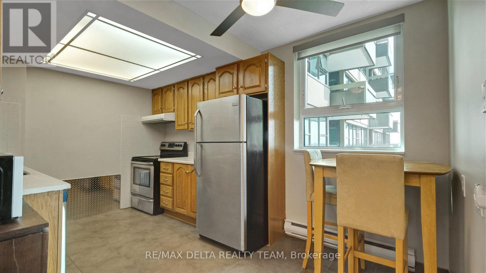 1001 - 555 Brittany Drive