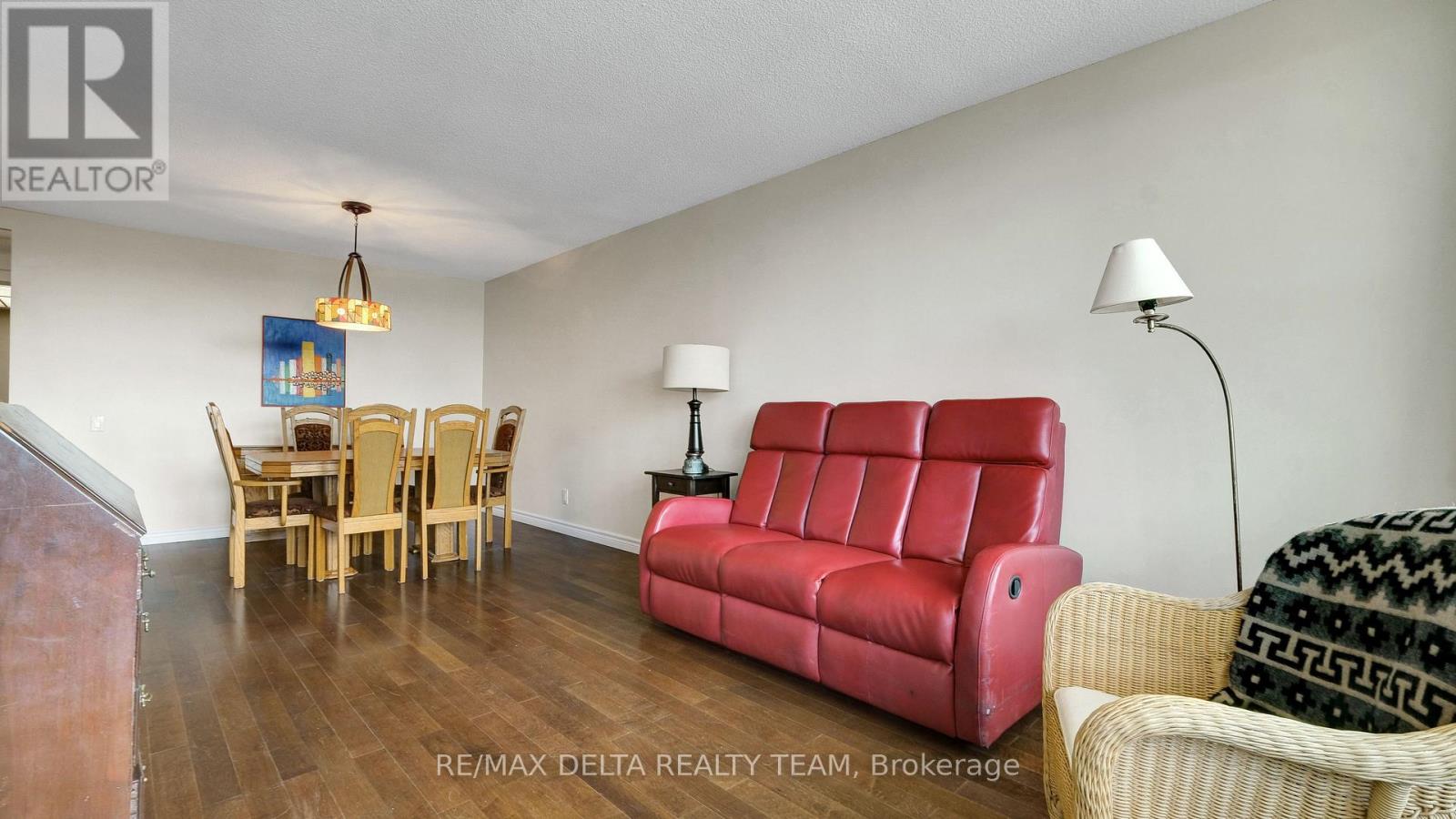 1001 - 555 Brittany Drive