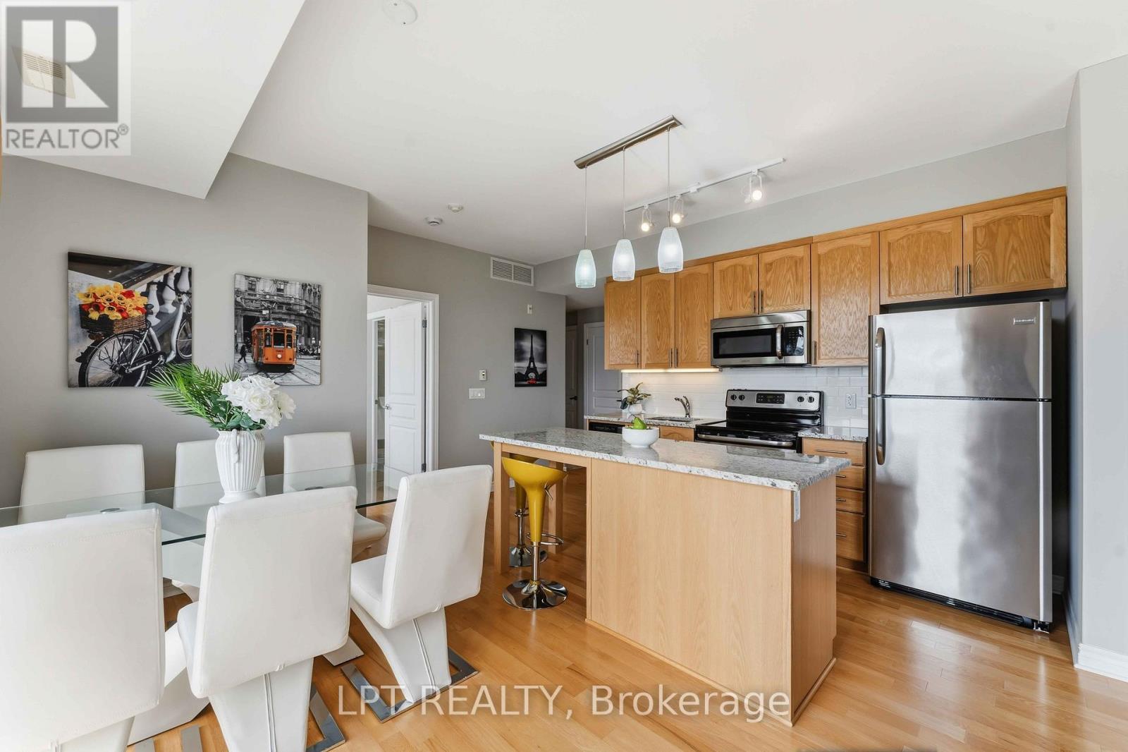 301 - 755 Beauparc Private