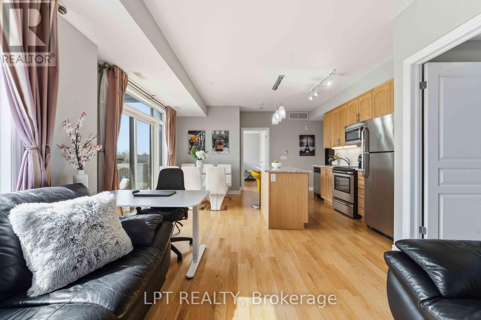 301 - 755 Beauparc Private