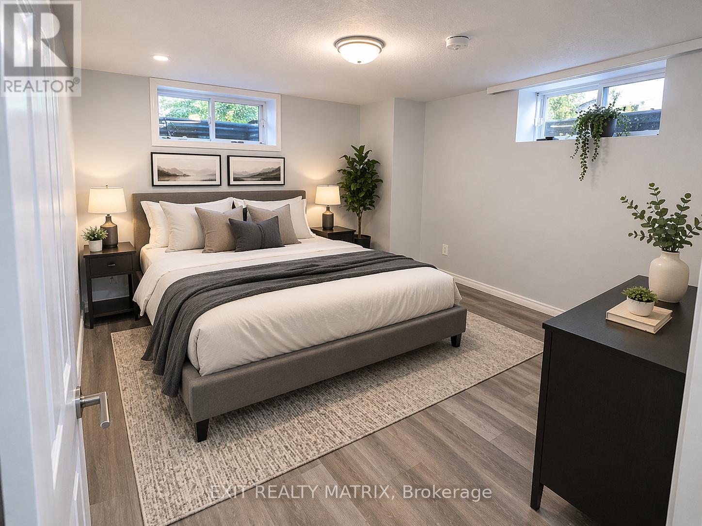 1740 Saint-laurent Street