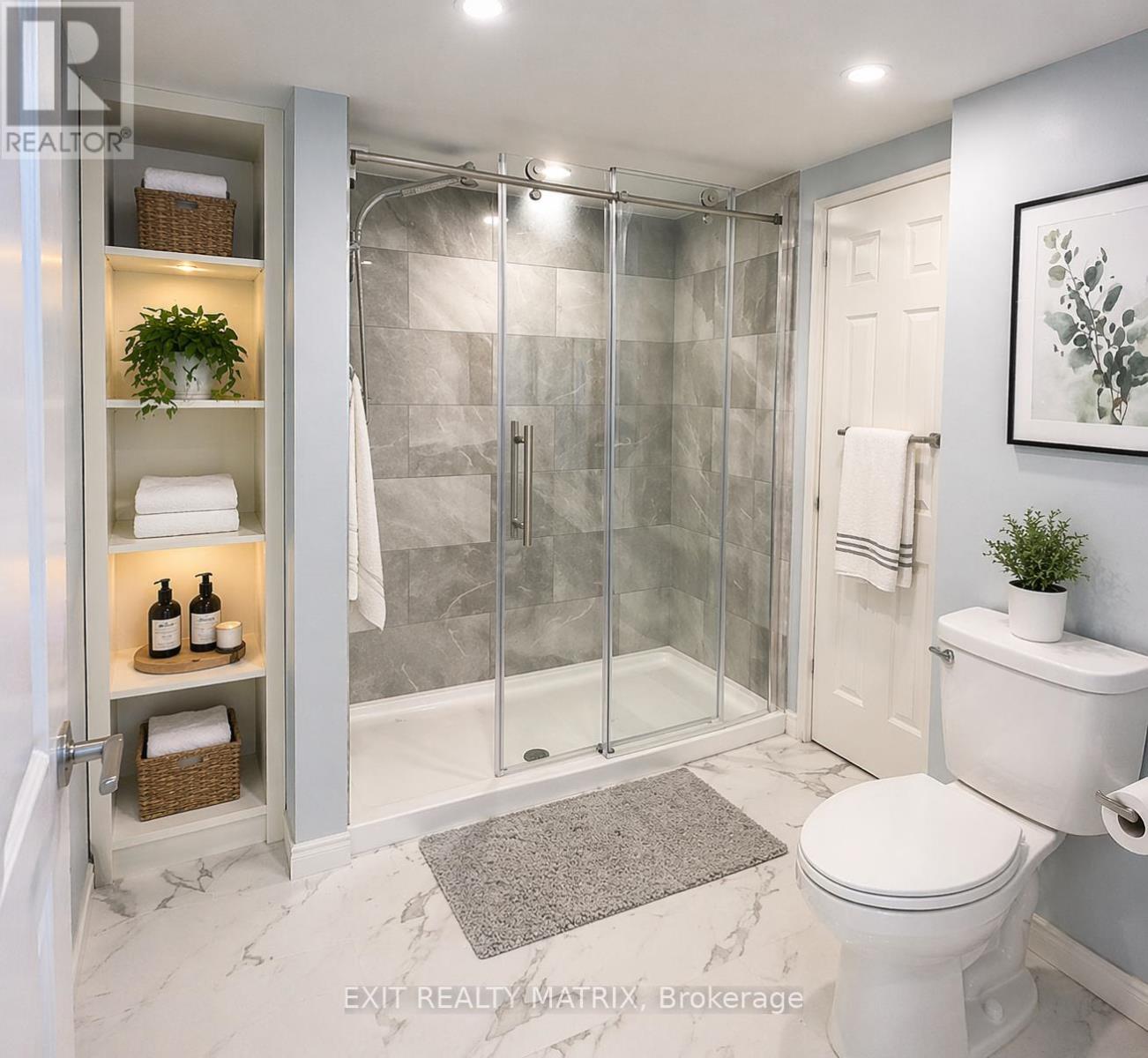 1740 Saint-laurent Street