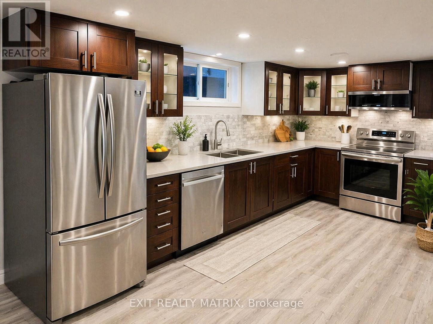 1740 Saint-laurent Street