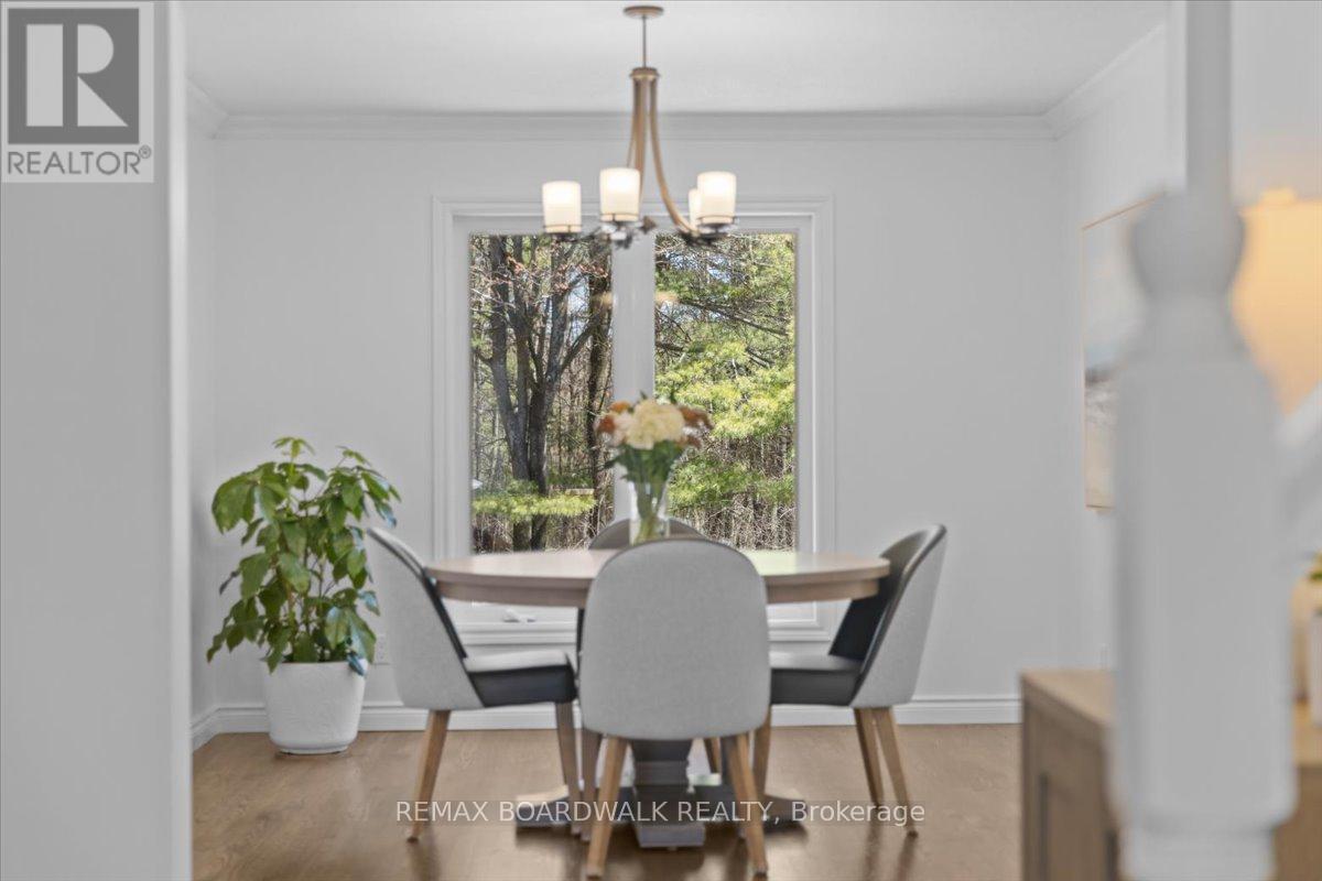 1443 Larkhaven Crescent