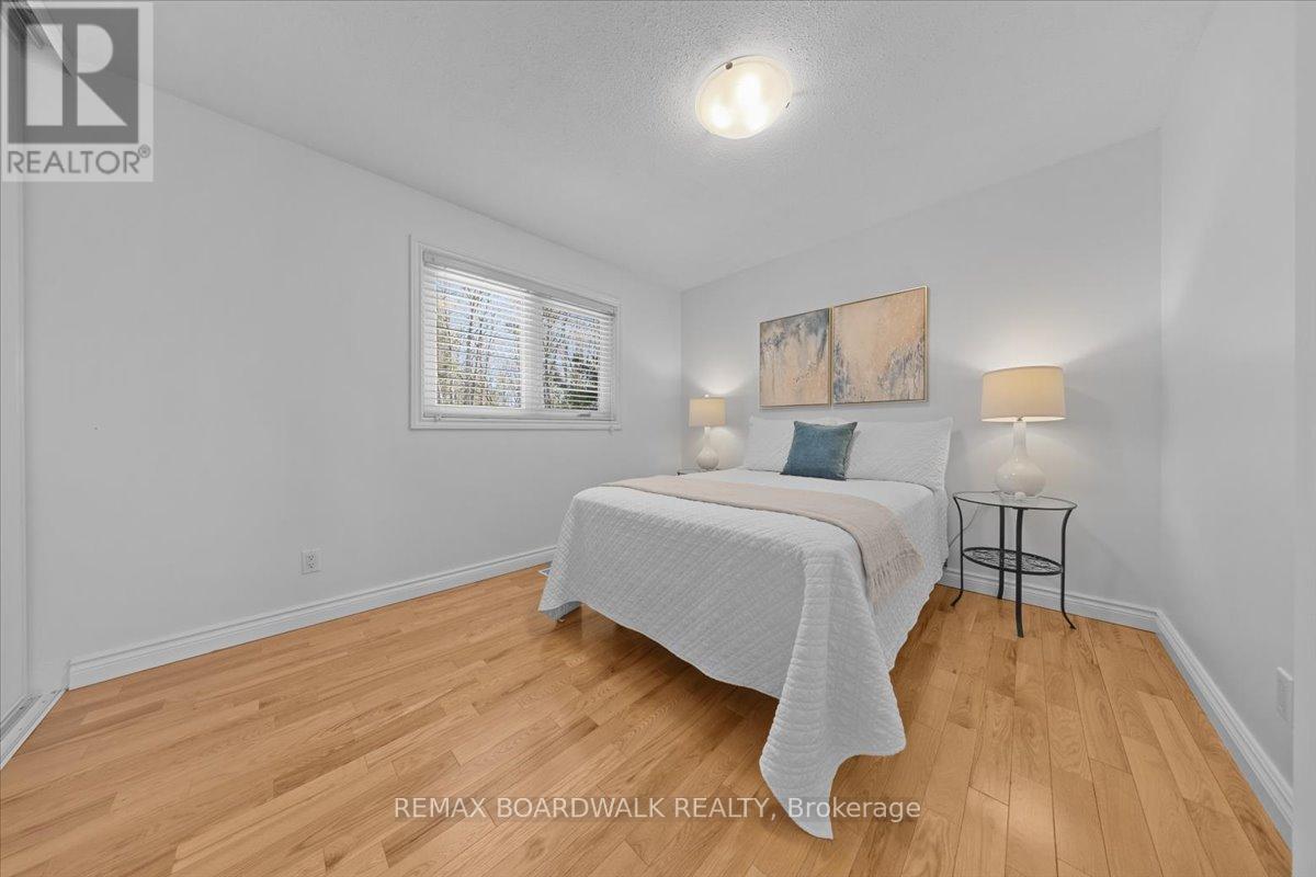 1443 Larkhaven Crescent