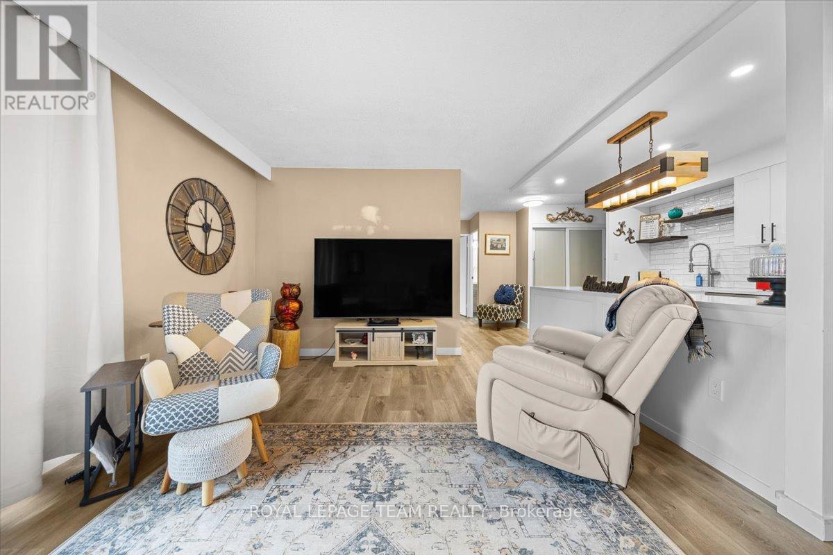 204 - 1025 Richmond Road