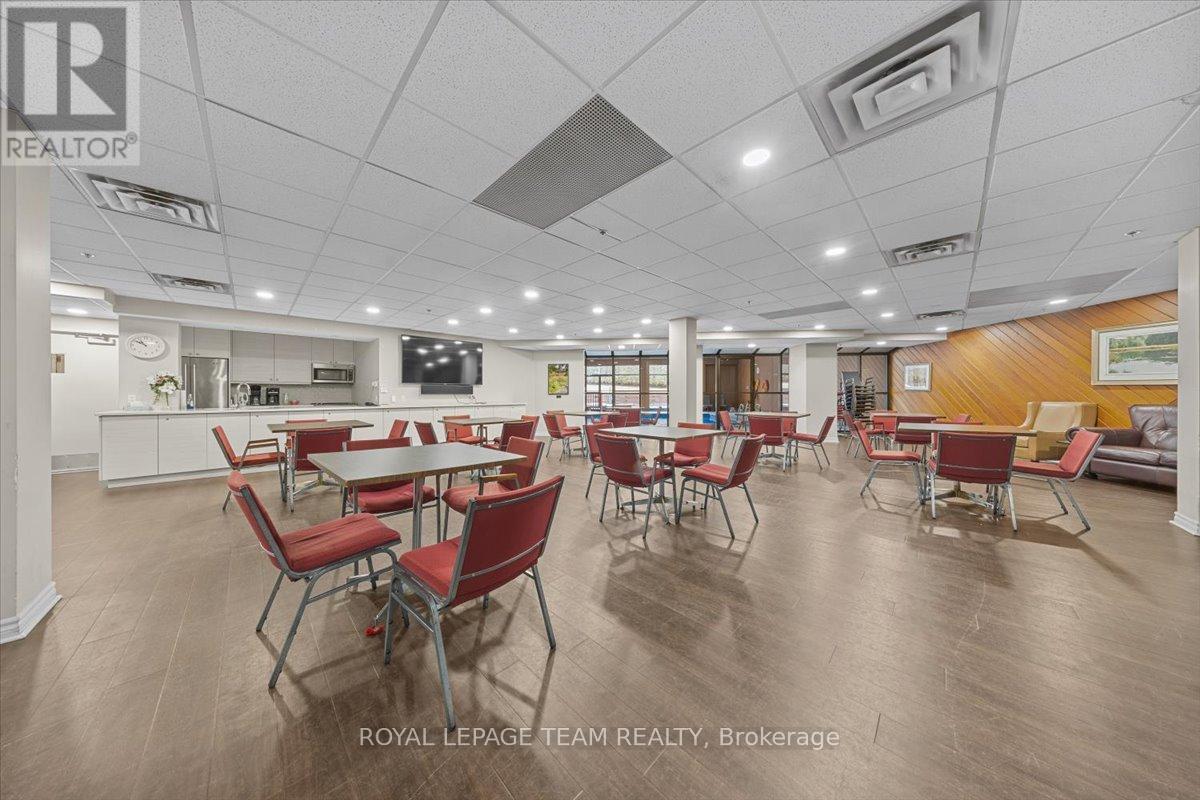 204 - 1025 Richmond Road