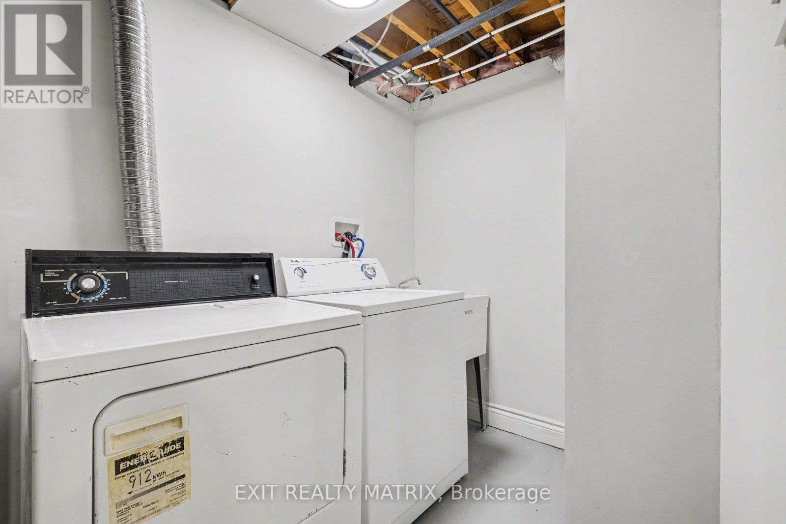 B - 1468 Heatherington Road