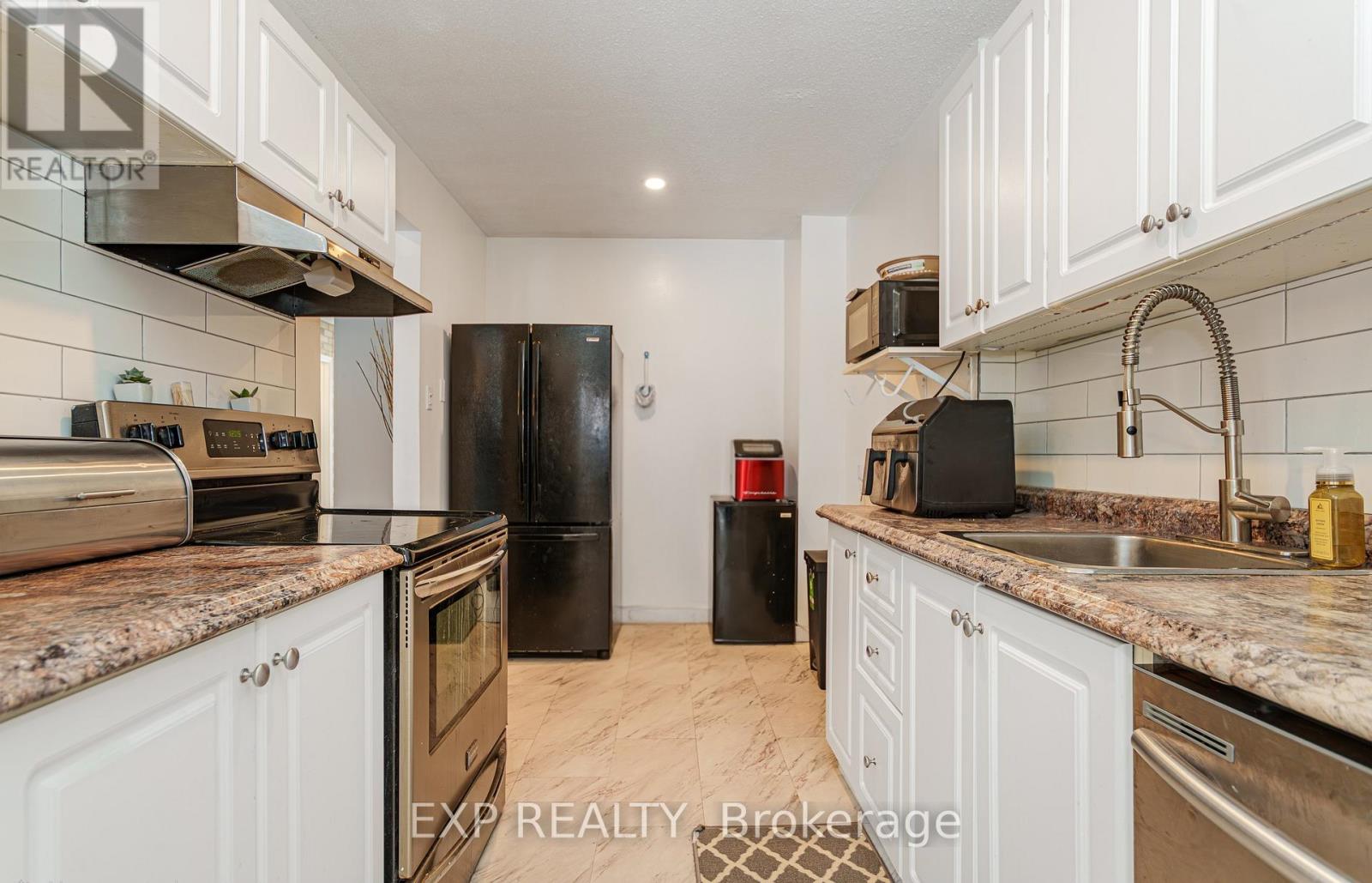 81 - 224 Romulus Private