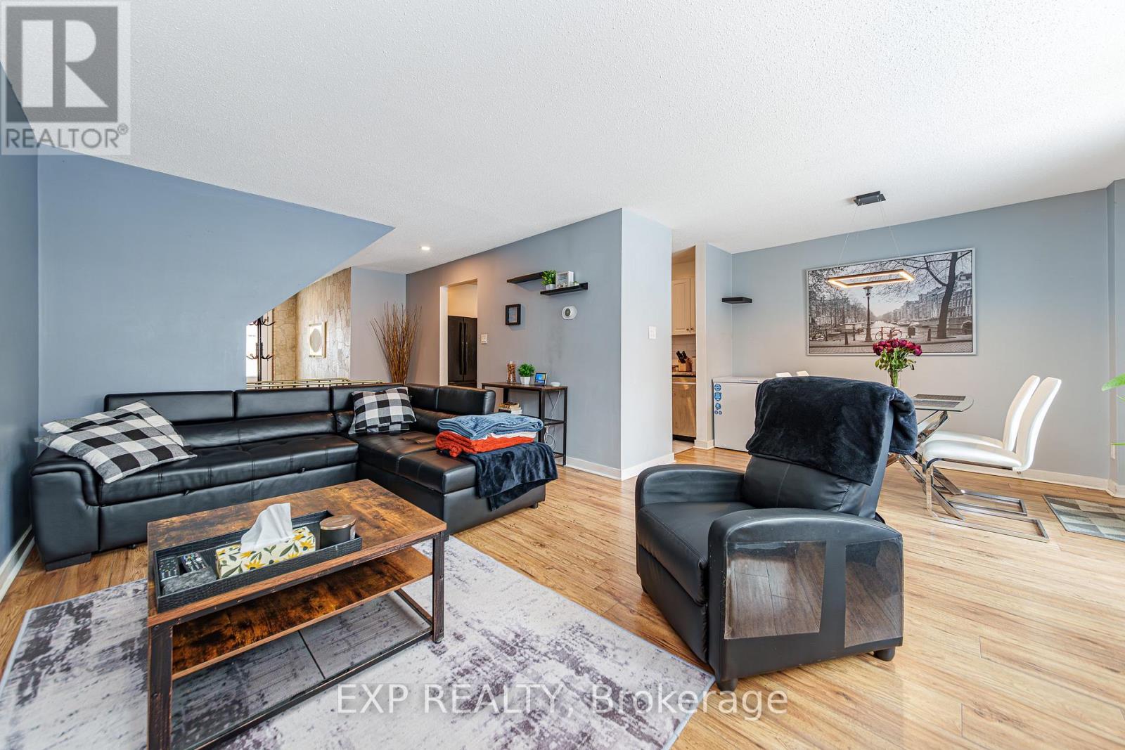 81 - 224 Romulus Private