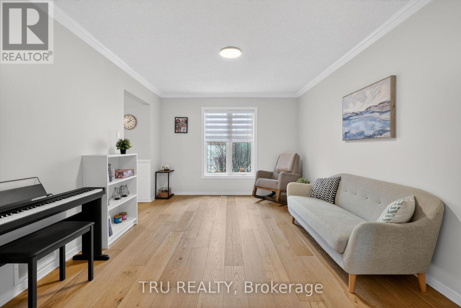 36 James Lewis Avenue