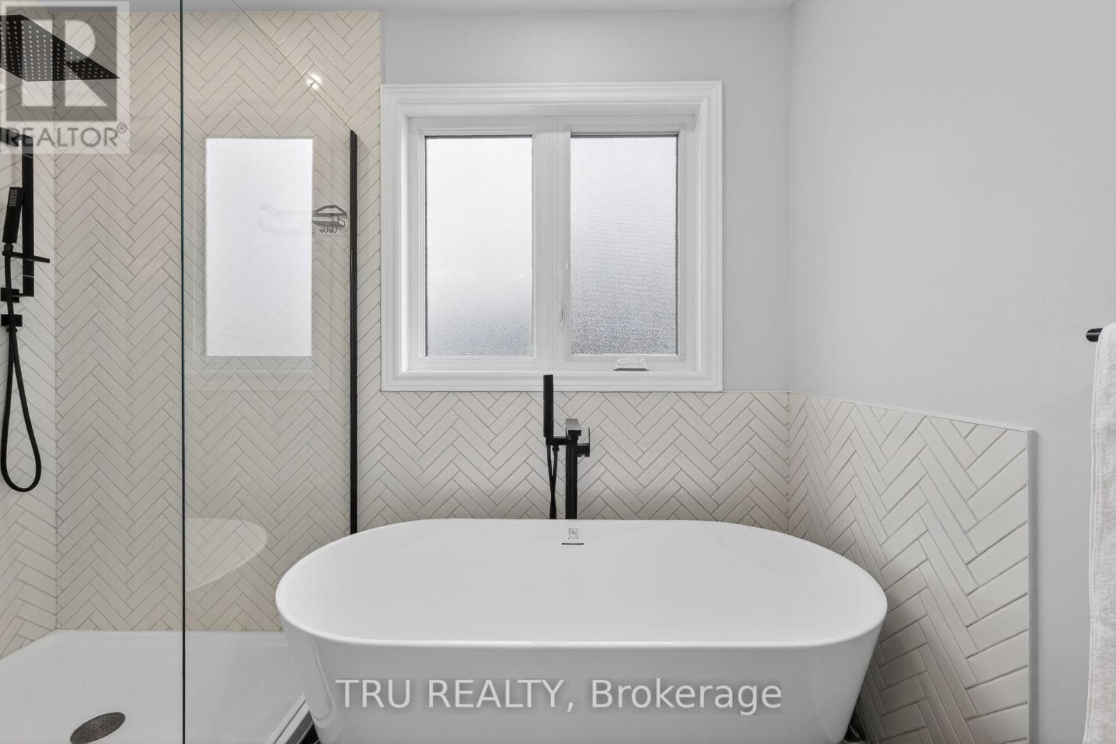 36 James Lewis Avenue