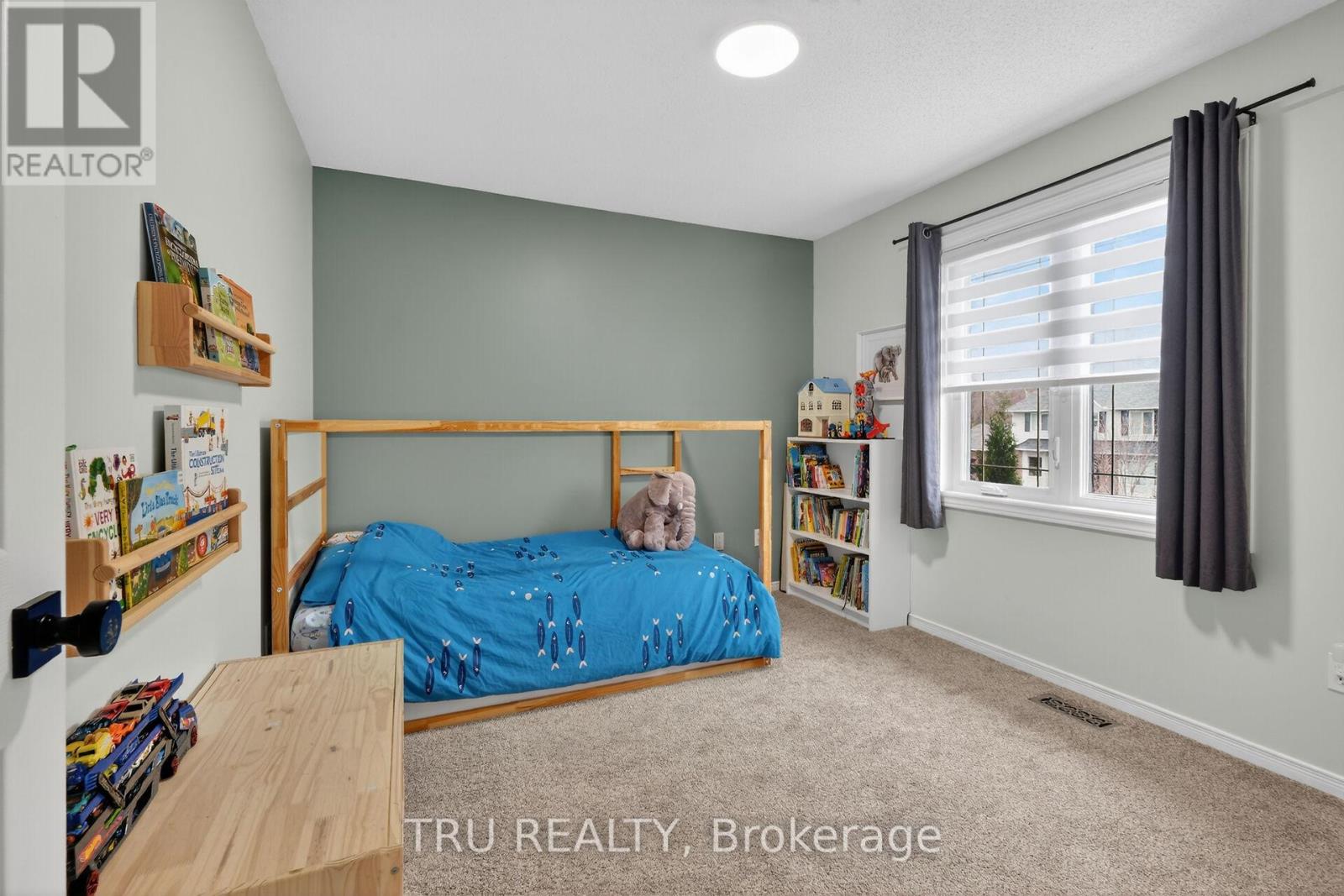 36 James Lewis Avenue