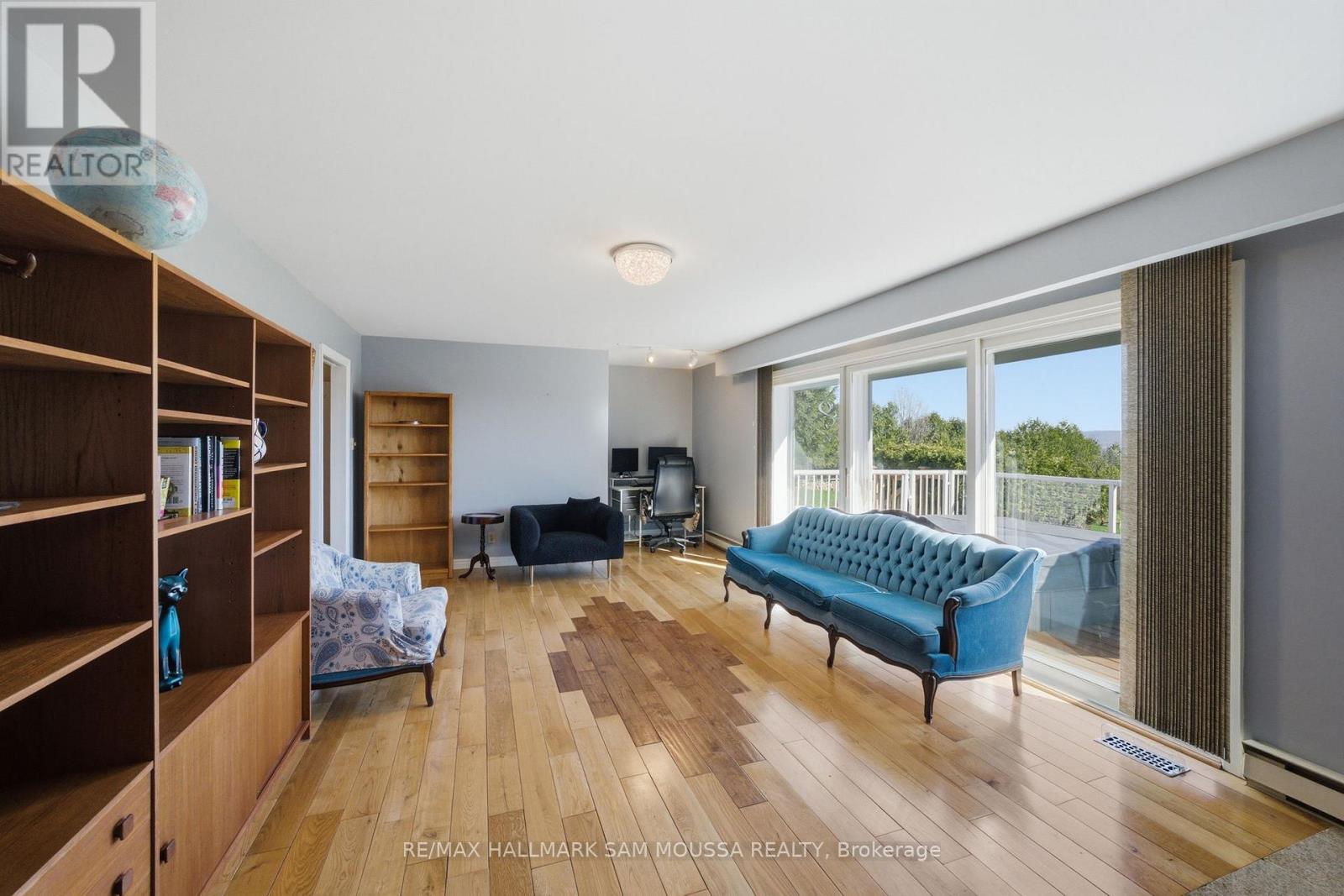 122 Colonel Nicholson Lane